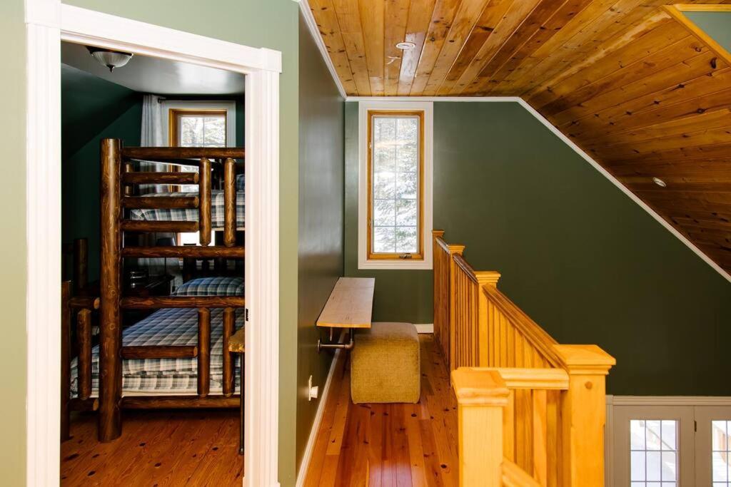 Dingle Run Lodge At Sir Sam'S Haliburton Exteriör bild