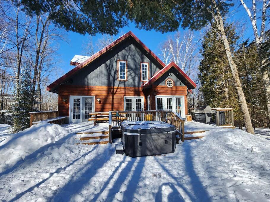 Dingle Run Lodge At Sir Sam'S Haliburton Exteriör bild